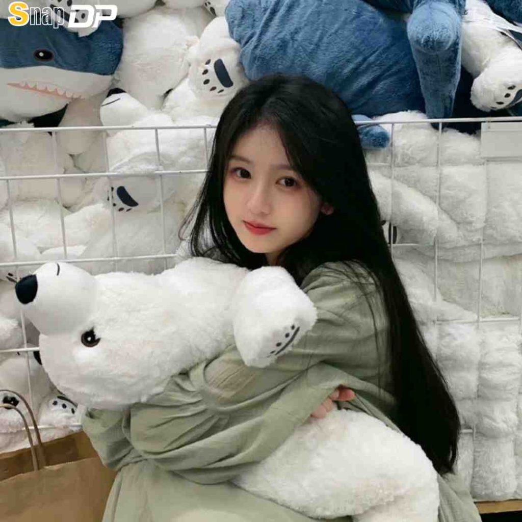 Cute girl Pic
