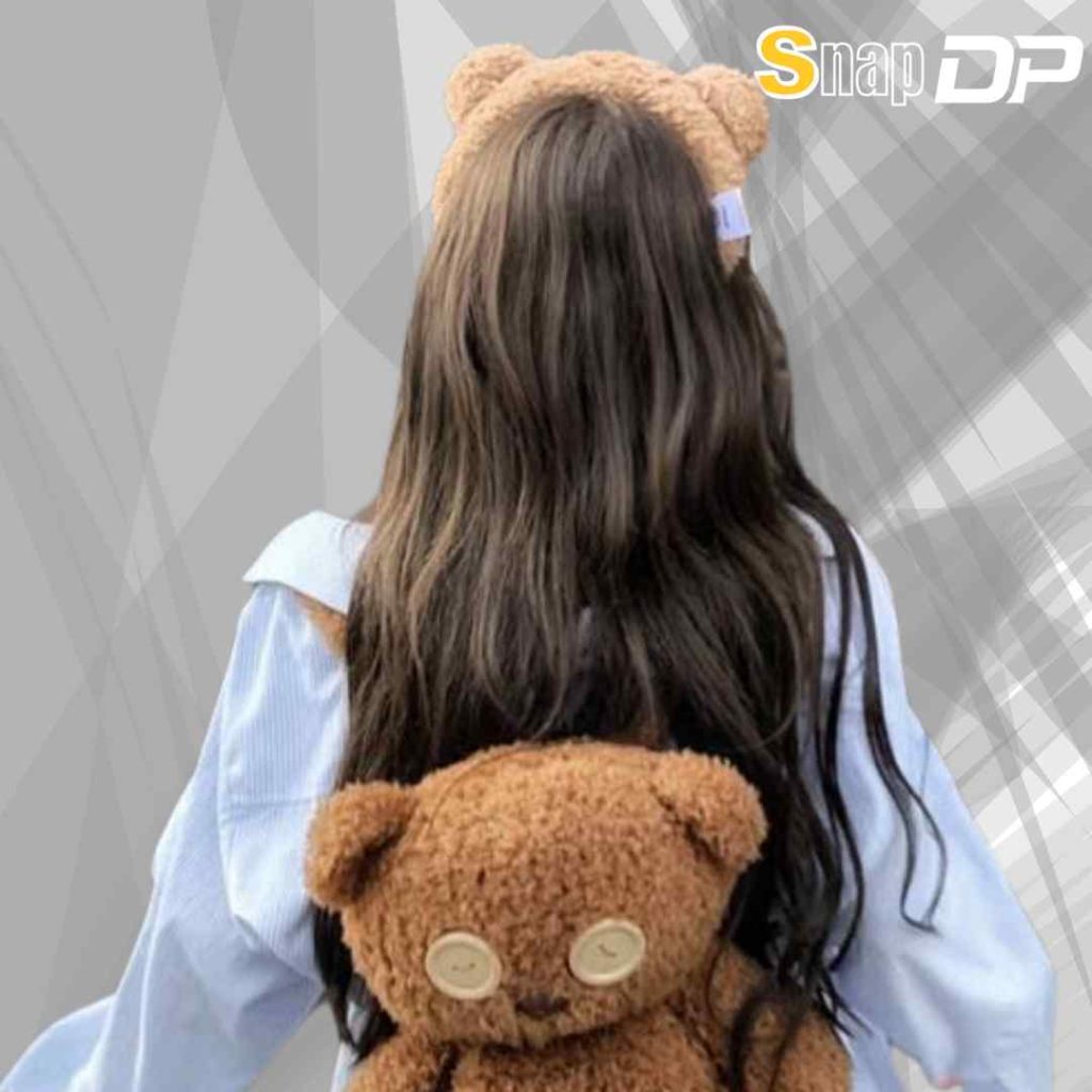 Cute girl Pic
