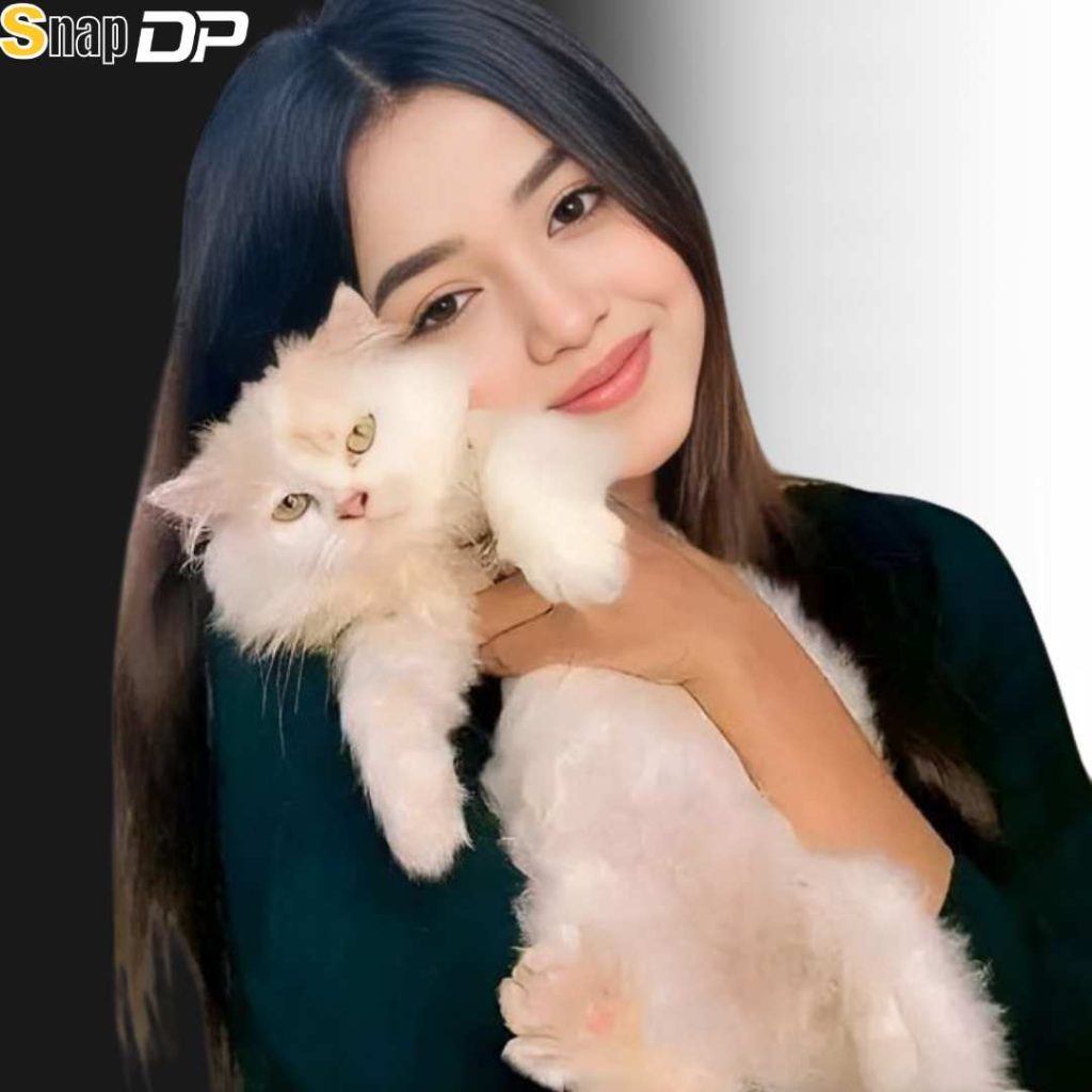 Cute girl Pic