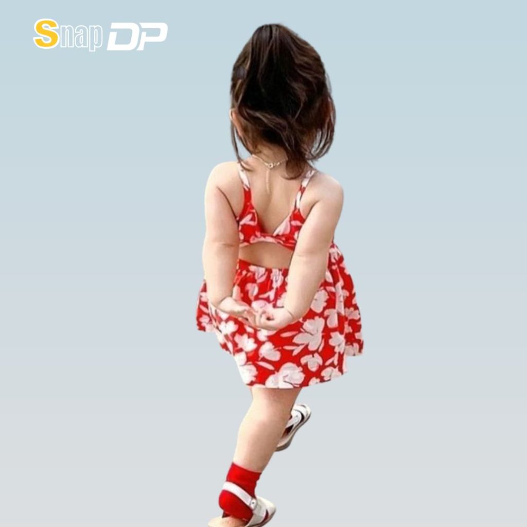Cute girl Pic