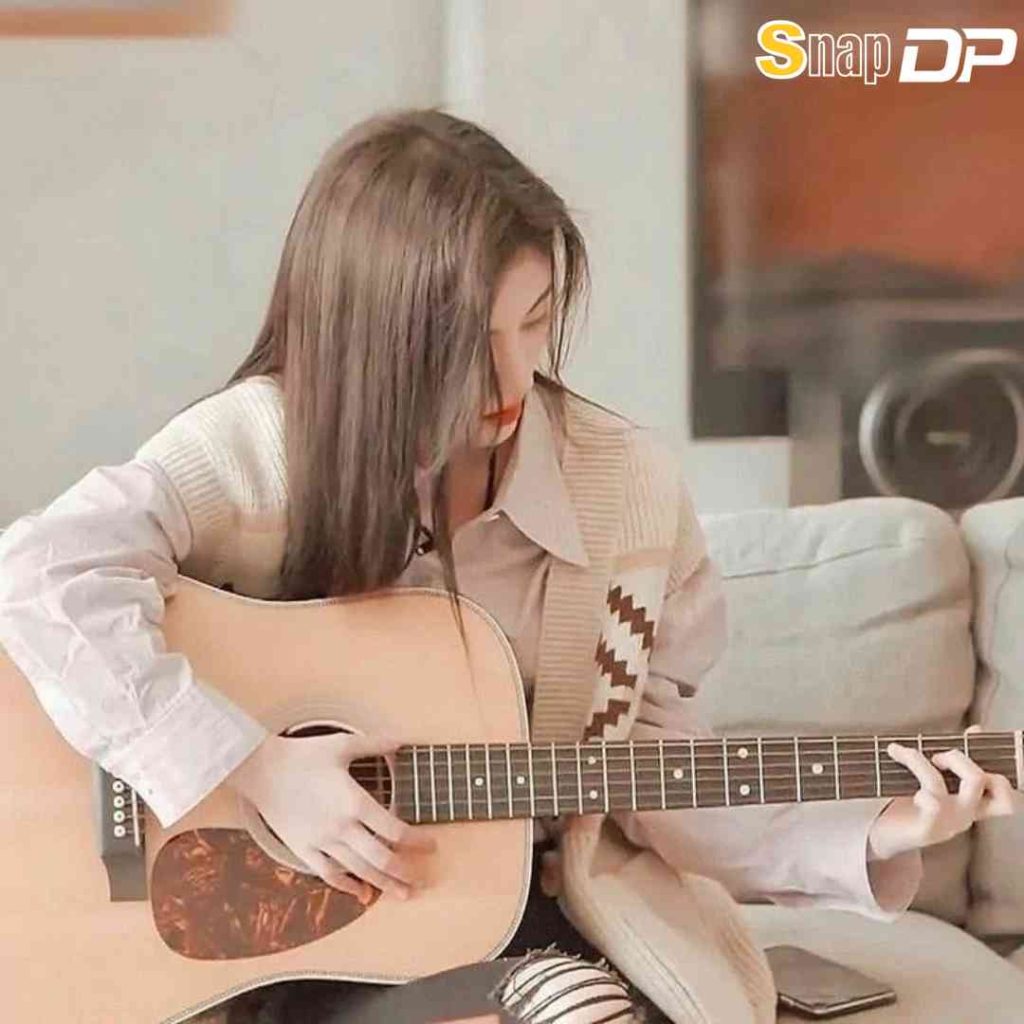Cute girl Pic