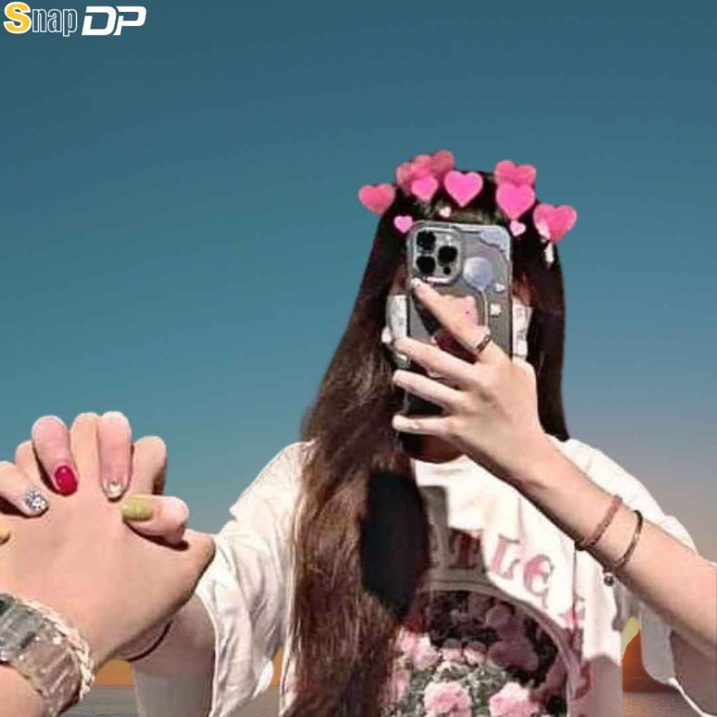 Cute girl Pic
