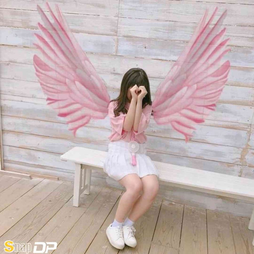 Cute girl Pic