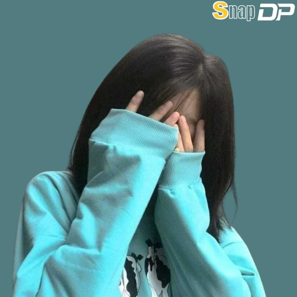 Cute girl Pic
