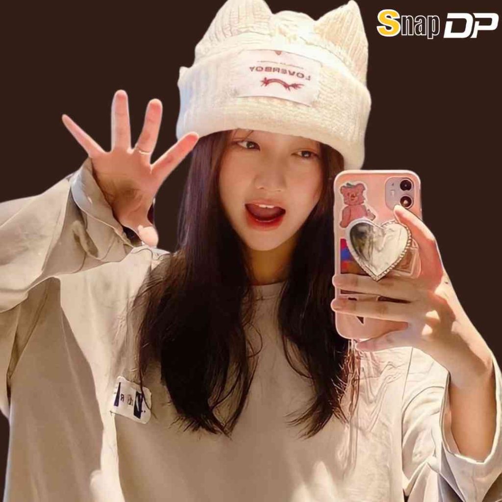 Cute girl Pic