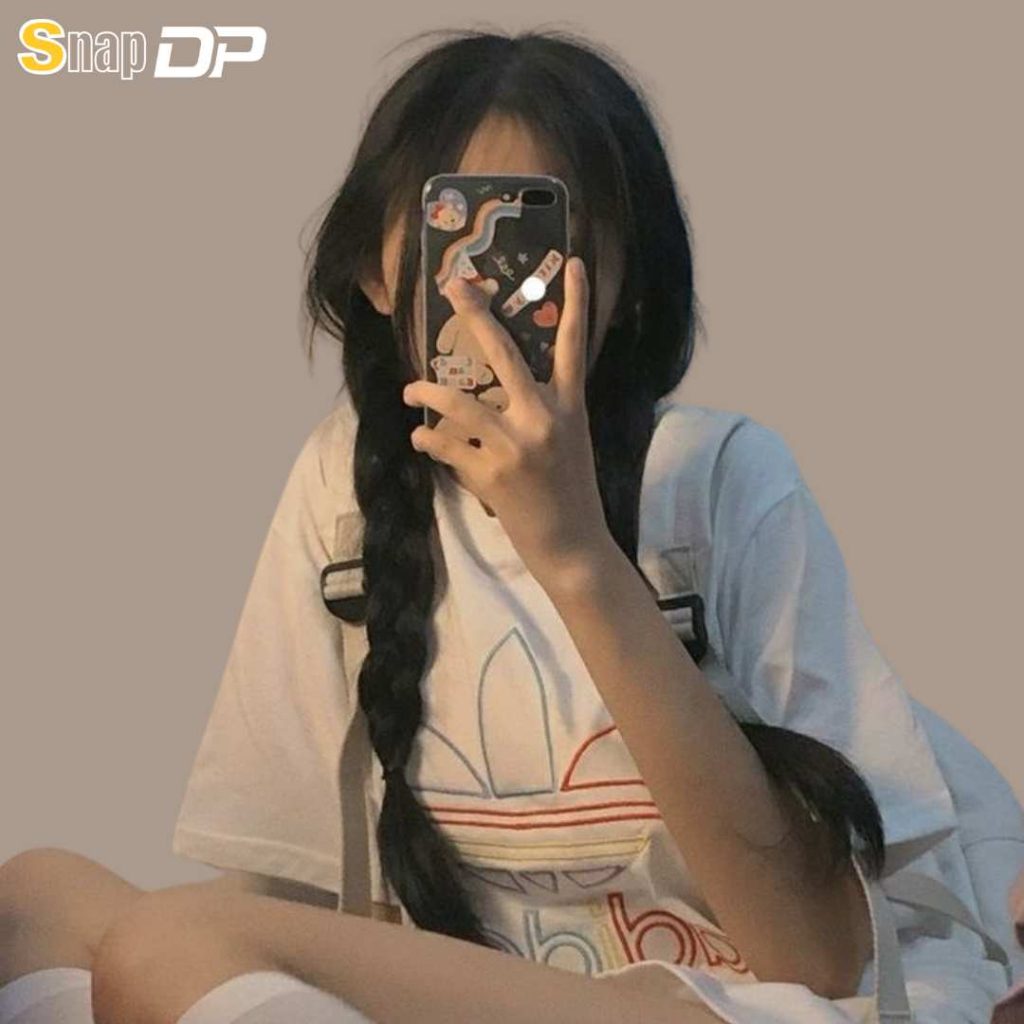 Cute girl Pic