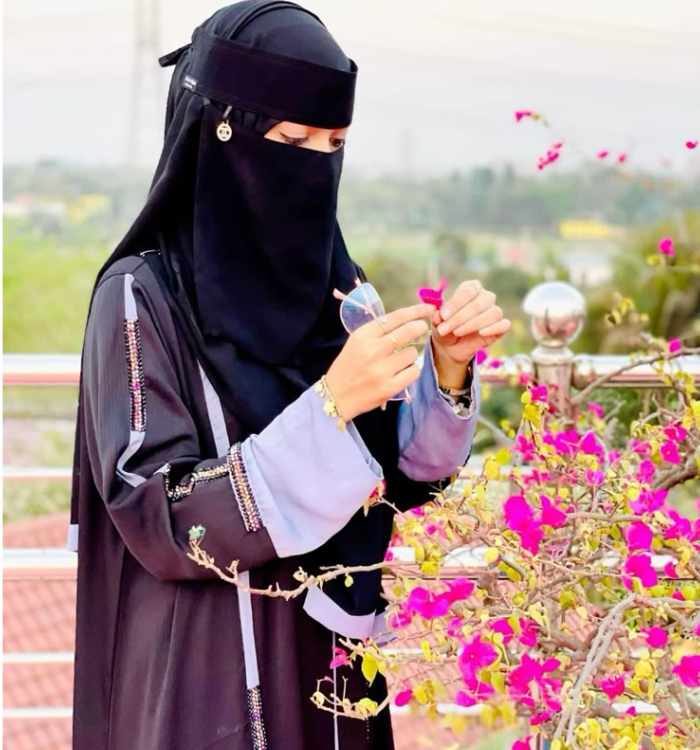 hijab Girl Dp