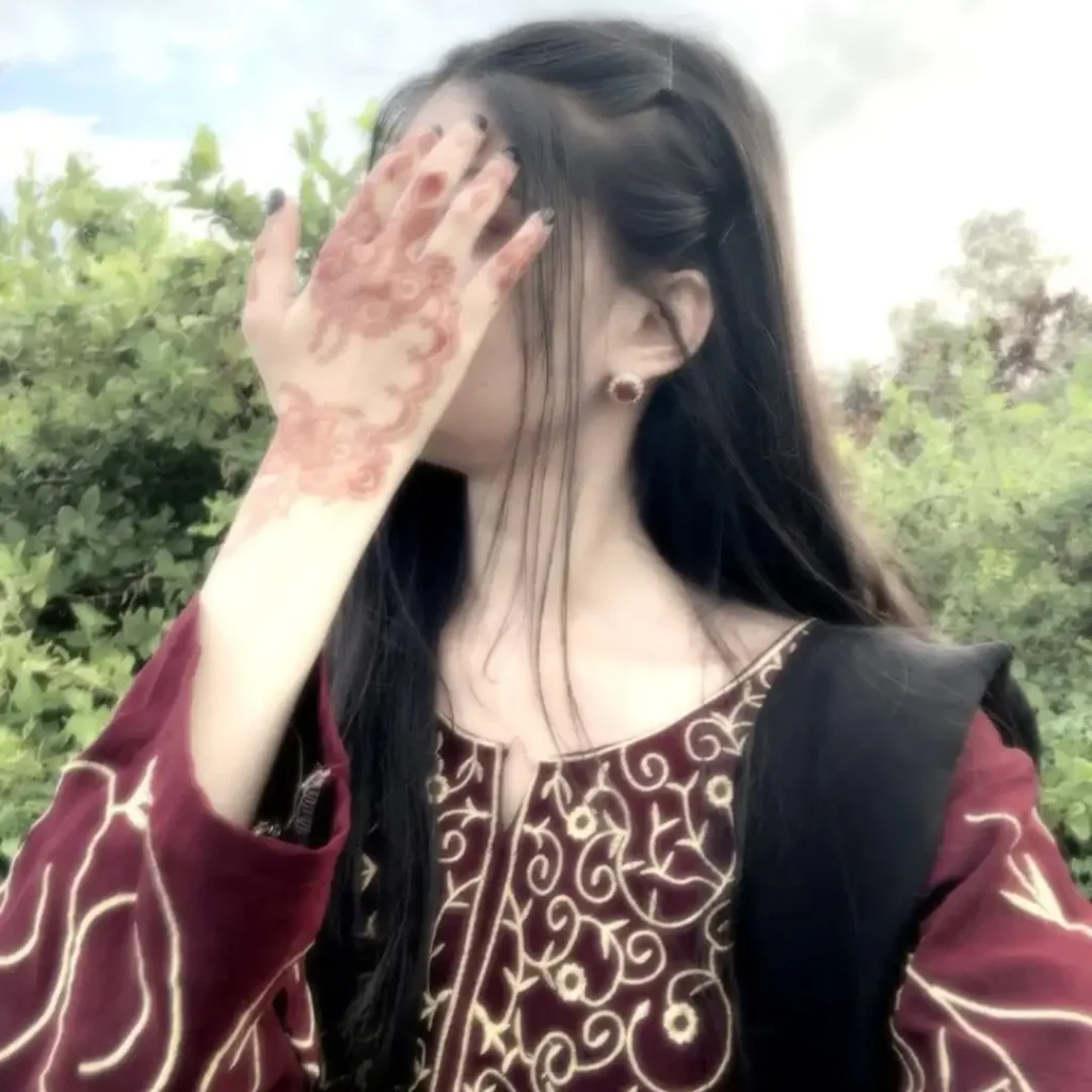 Instagram Girl DP Hidden Face