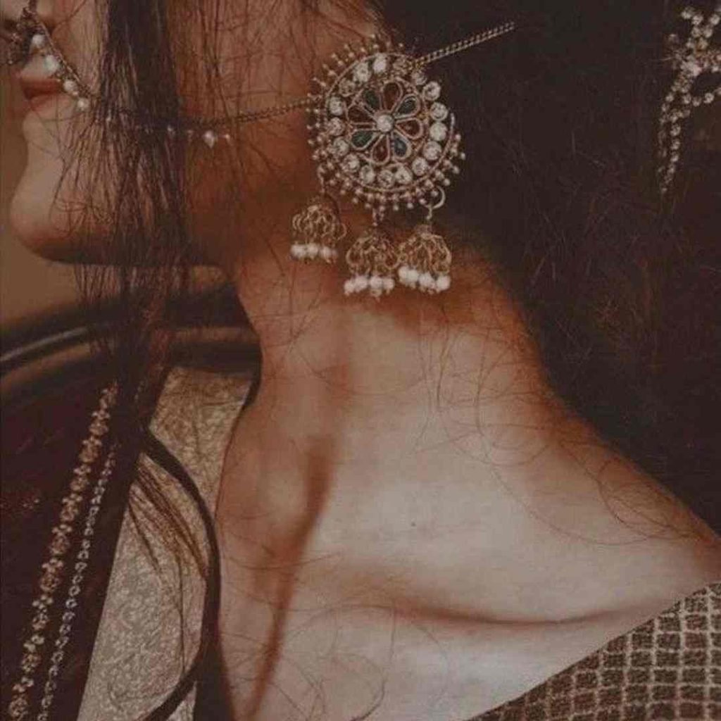 Trending No Face Girl DP