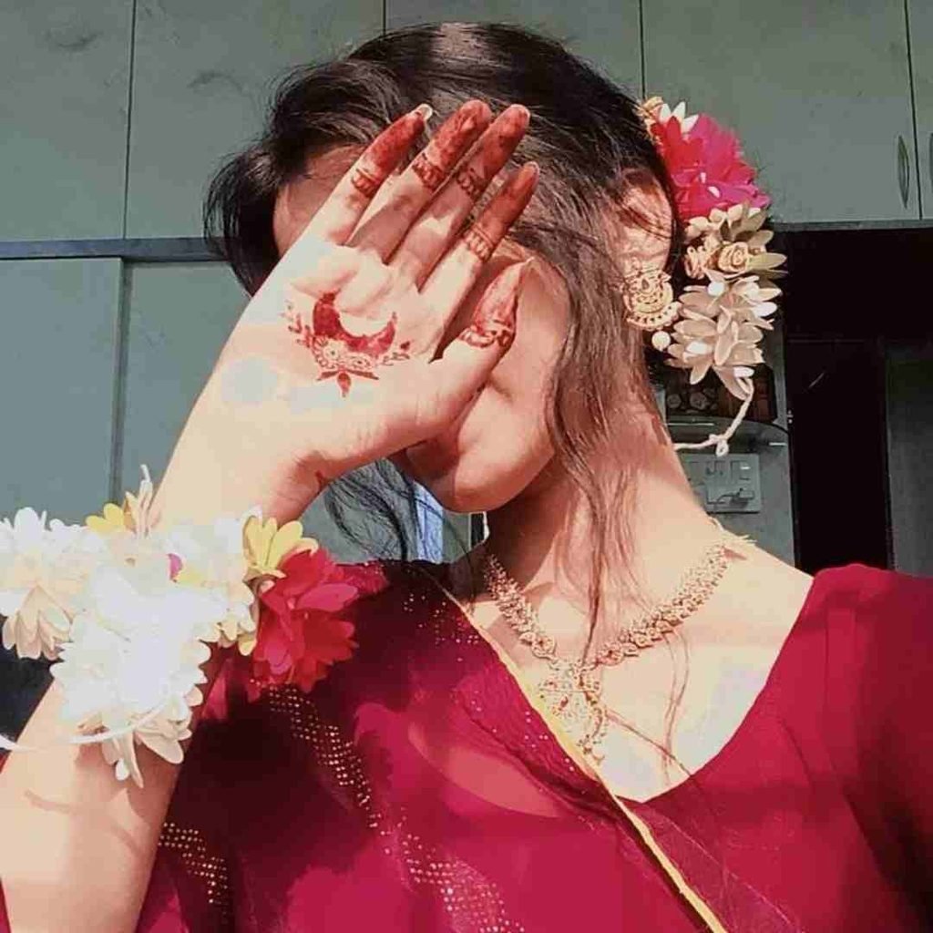 Trending No Face Girl DP