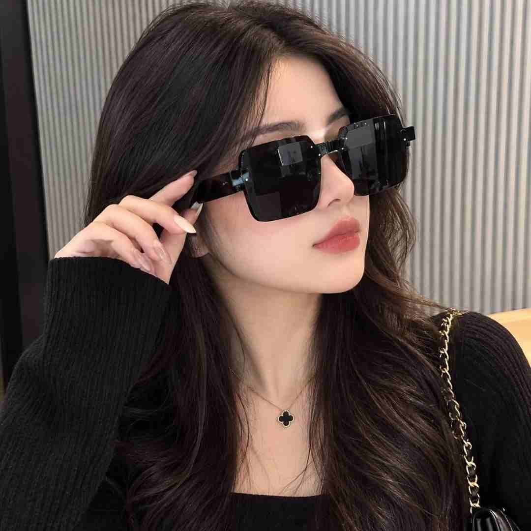 Attitude Girls DP Black