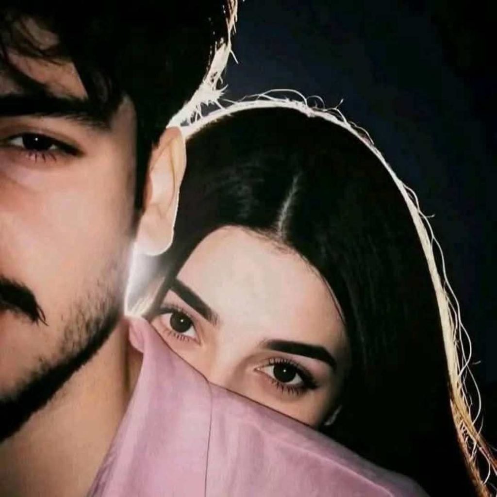 Best Couple DP For Instagram