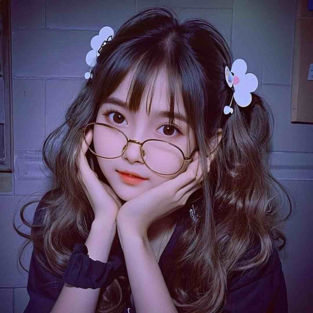 Cute Insta DP